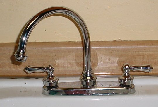 The Price Pfister 8H6-84BC pfaucet right after it was installed in my sink.