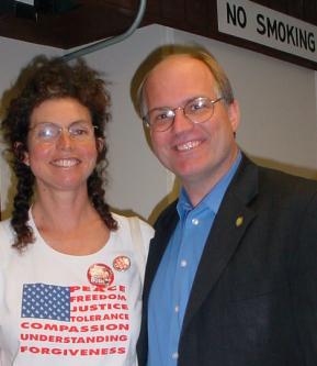 Carol And David Cobb smile for the camera.