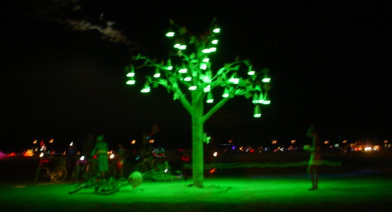 light tree figure